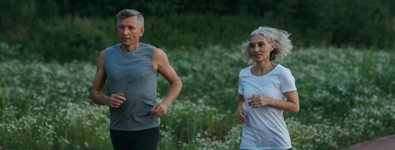 Tres ejercicios para perder peso a partir de los 50 que no son ni caminar ni correr