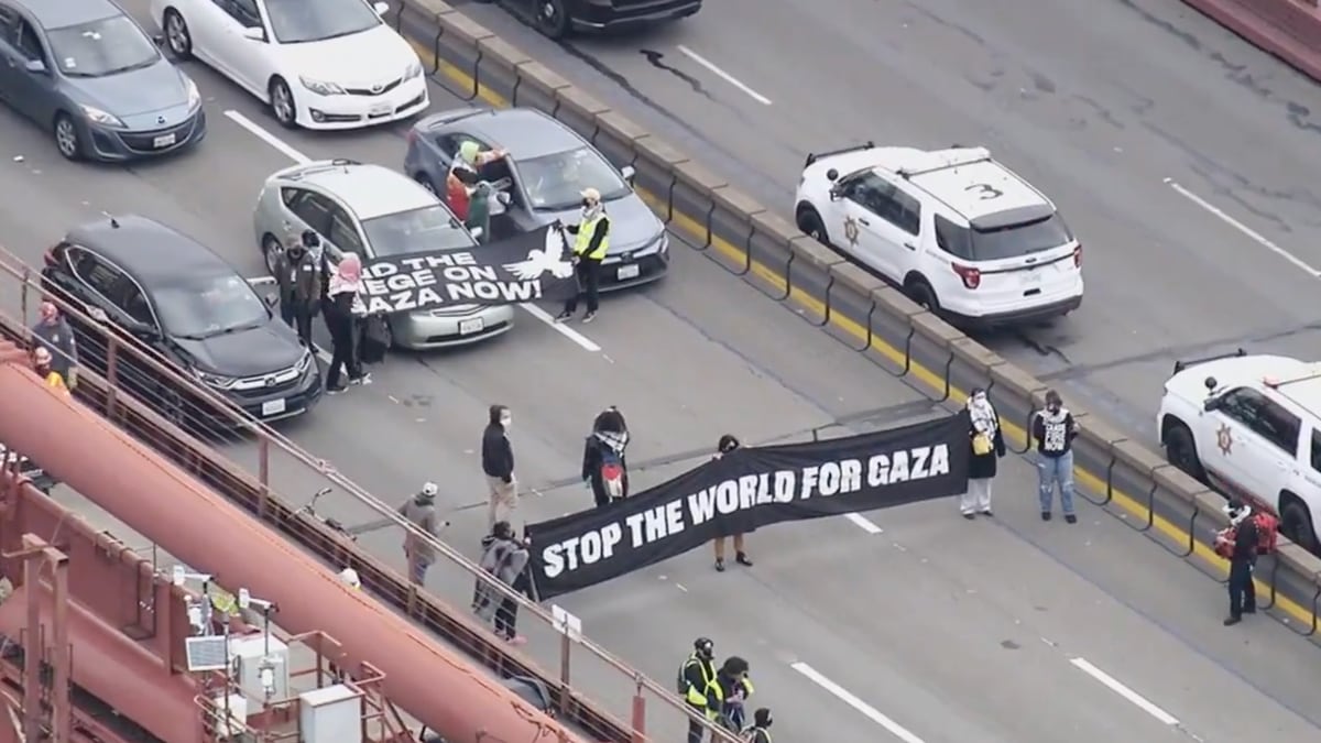 Arman histórico bloqueo en el Golden Gate de San Francisco en apoyo de Palestina