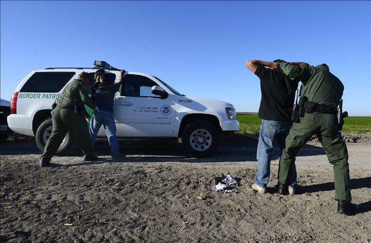 Patrulla Fronteriza arresta a cinco migrantes en Laredo, Texas, entre ellos uno que es investigado por asesinato – El Diario NY