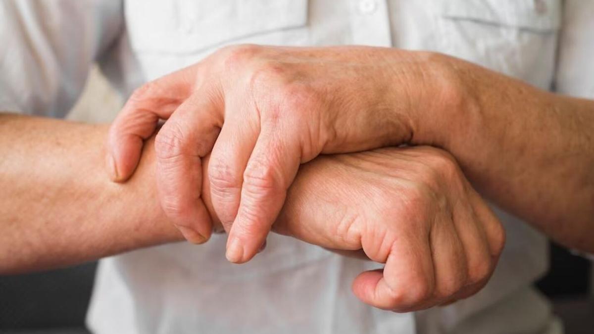 Remedios naturales y pautas para aliviar los síntomas de la artrosis