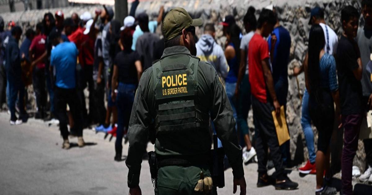 nueva-ley-de-iowa-permite-arrestar-y-deportar-migrantes