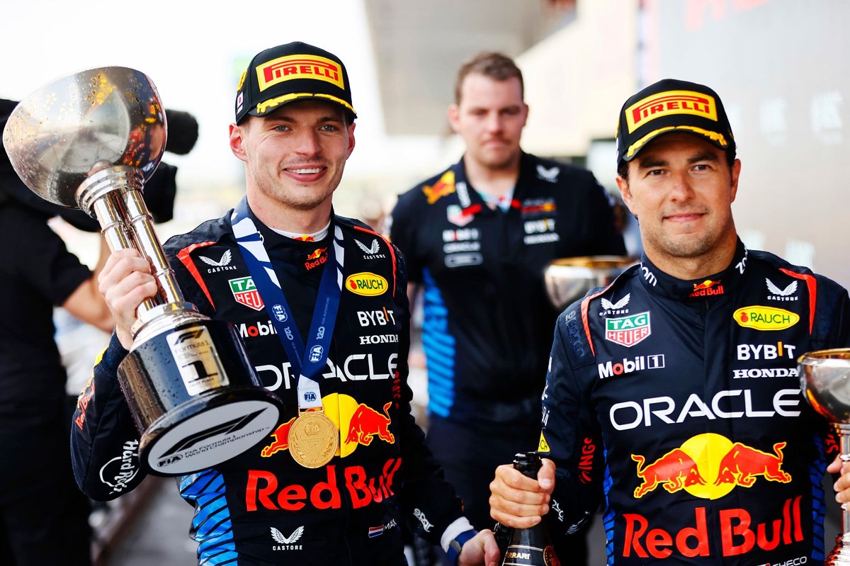 F1 | Red Bull mantendría a Checo Pérez en 2025, Albon 2026