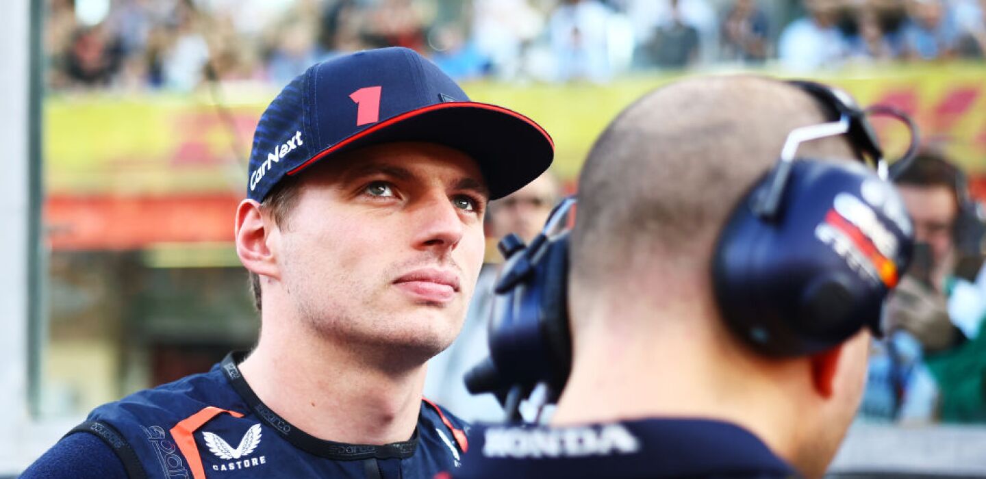 Max Verstappen va por su primer triunfo en el GP de Shánghai, en la Fórmula 1