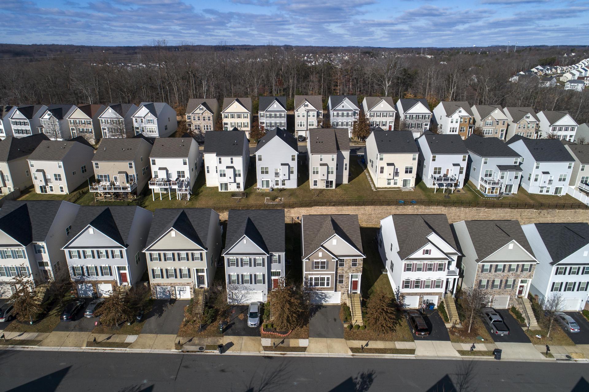 Disminuye un 4,3 % la tasa de venta de casas usadas en marzo en EE.UU.