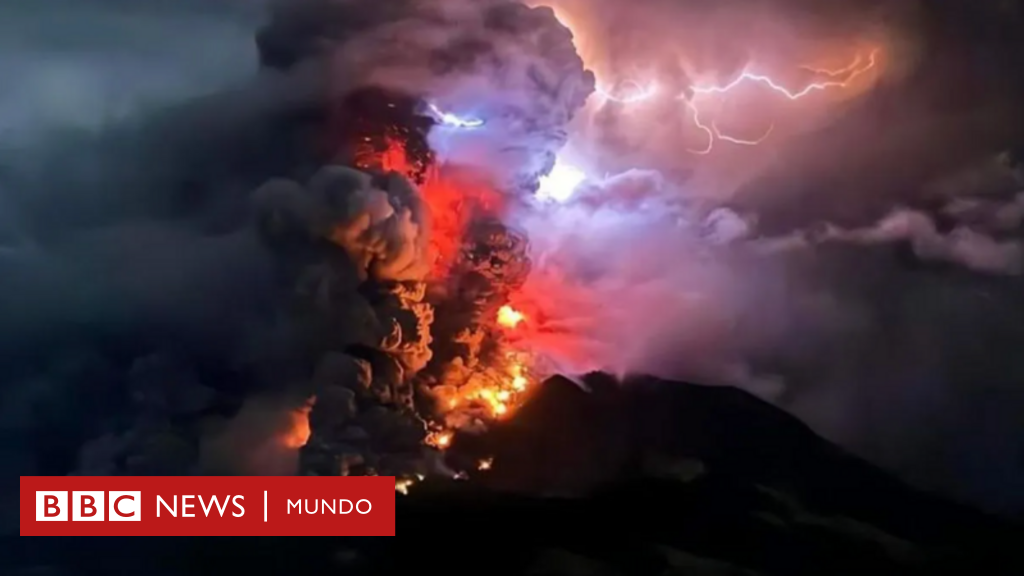 indonesia:-la-masiva-erupcion-del-monte-ruang-activa-una-alerta-de-tsunami-y-provoca-la-evacuacion-de-miles-de-personas-–-bbc-news-mundo