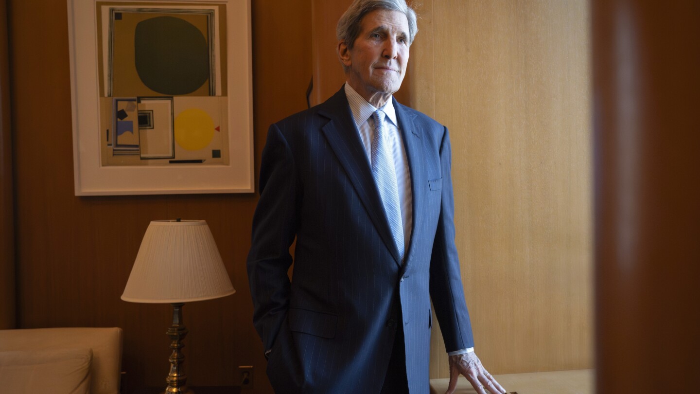 John Kerry reflexiona sobre su labor como el principal negociador climático de EEUU