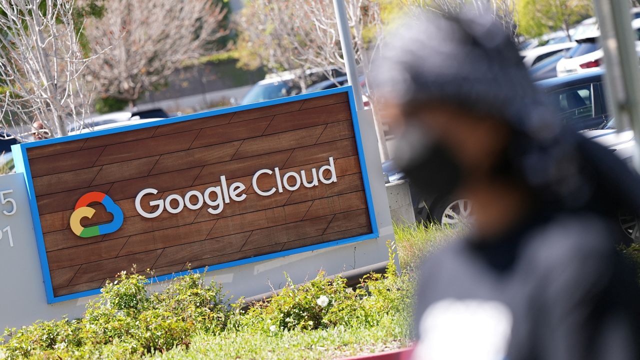 Google despidió a 50 empleados tras las protestas por un acuerdo de servicios en la nube con Israel, según activistas