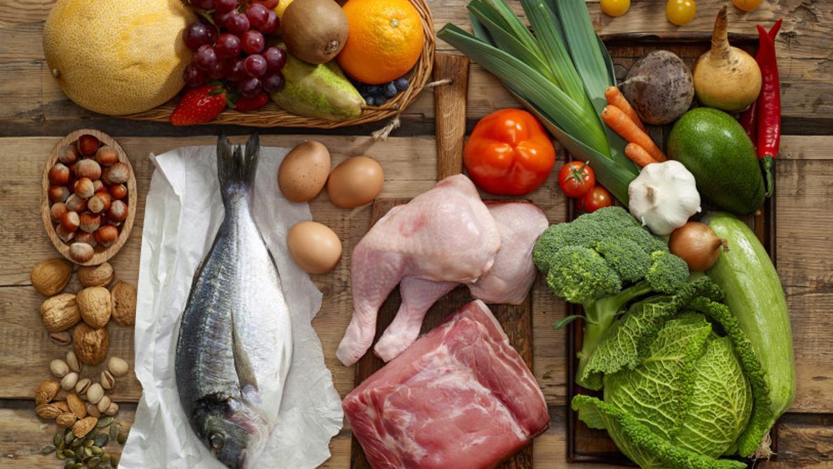 Nuevas pautas para una dieta saludable: ¿Cuántas legumbres, carne o pescado tienes que comer?