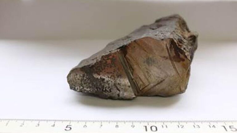 por-mas-de-150-anos-creyeron-que-esto-era-un-meteorito…-pero-no-lo-es