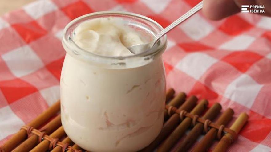 La dieta del yogur y cómo perder peso rápidamente fortaleciendo tus huesos