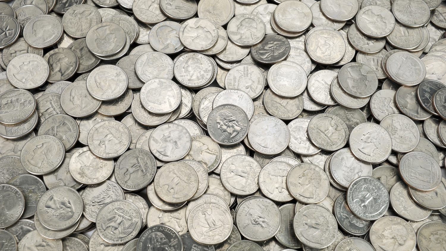 Conoce la moneda de 25 centavos de 2004 que podría valer hasta $2,000 dólares – La Opinión