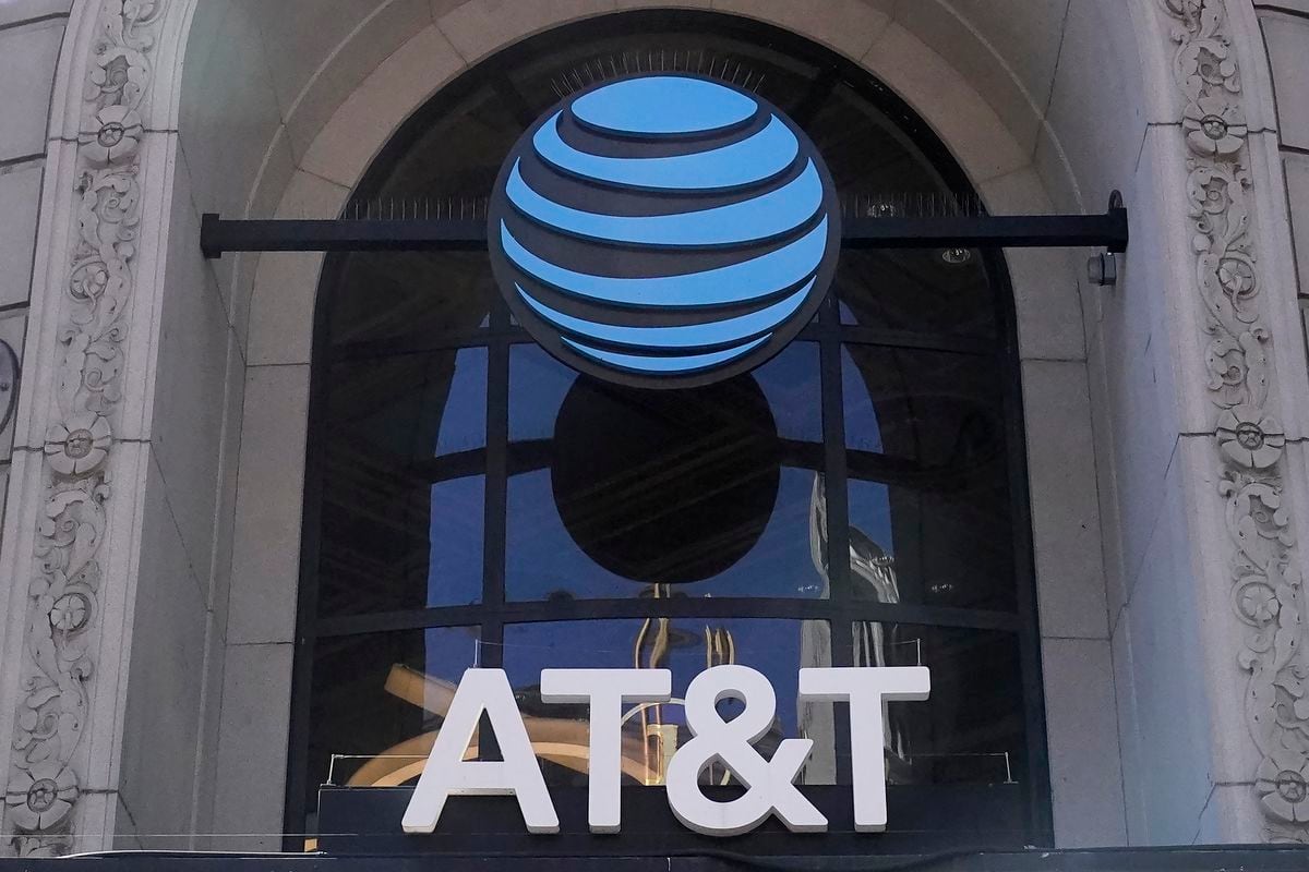 AT&T admite la filtración de datos personales de unos 73 millones de clientes