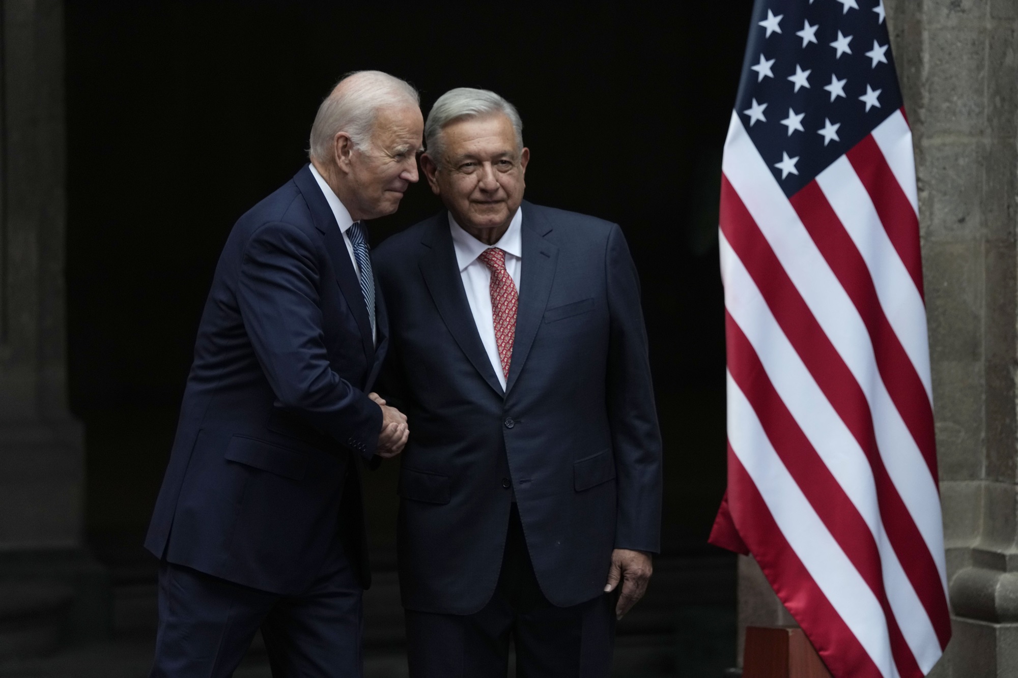 Biden y AMLO refuerzan acciones contra la inmigración irregular – La Opinión