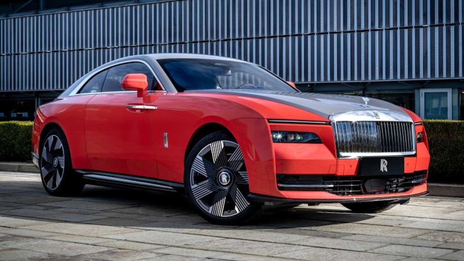 Rolls-Royce amplía su fábrica para construir coches más despacio