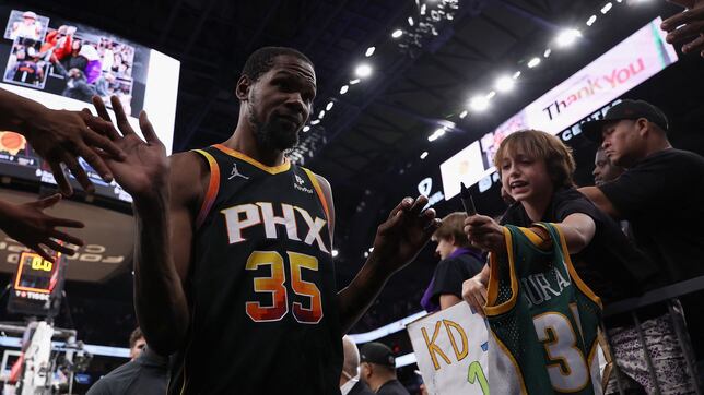 ¿Kevin Durant se va de los Phoenix Suns? Esto se dice tras la barrida en playoffs