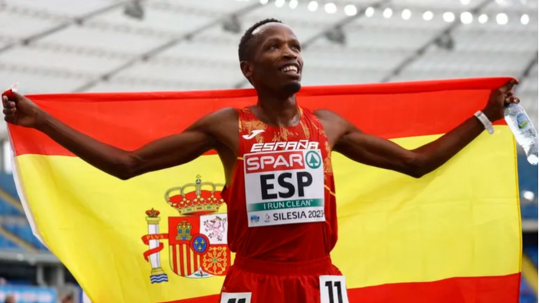 Ndikumwenayo bate el récord de España y denuncia racismo: “Me siento uno más aunque os esforcéis en lo contrario”