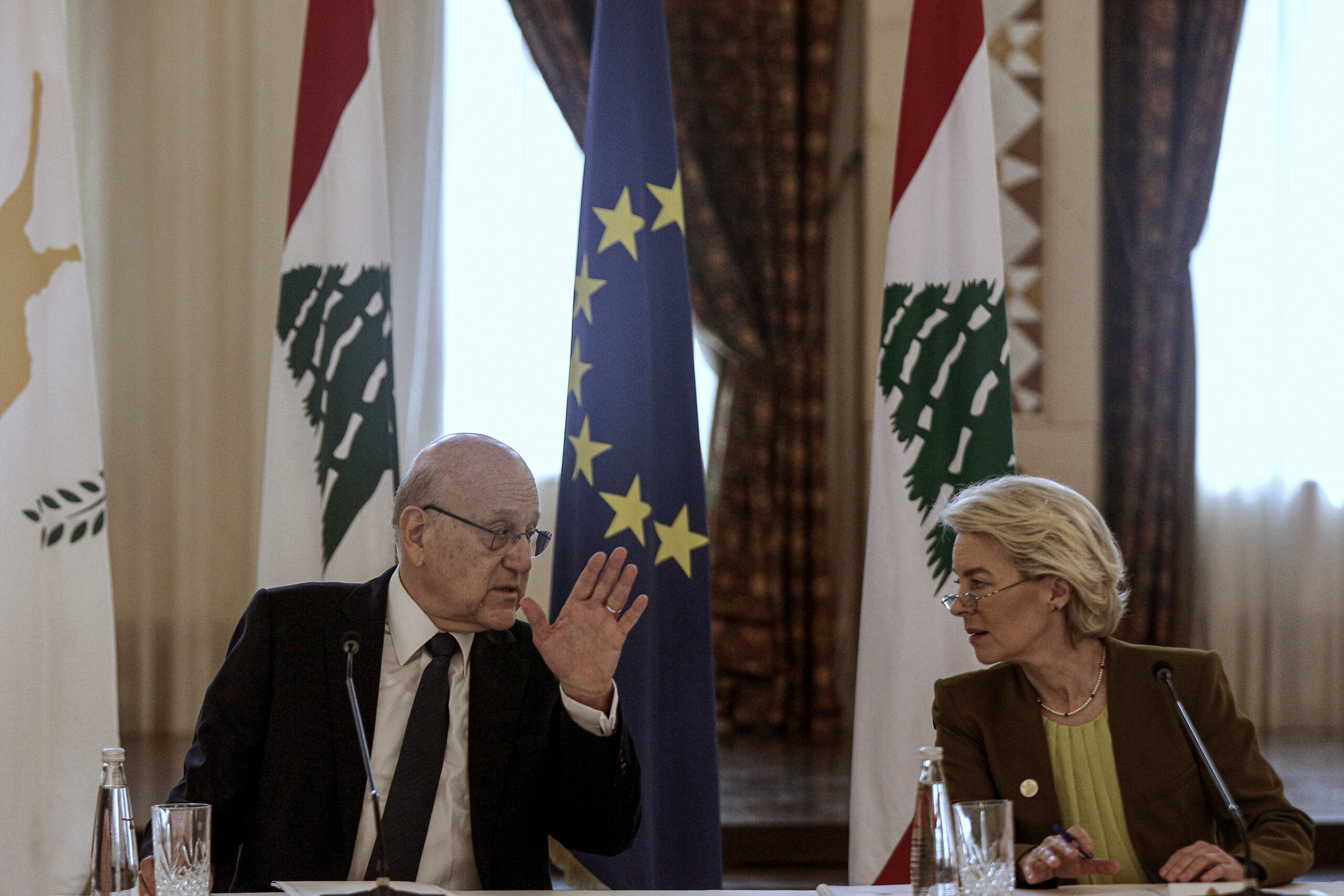 La UE entrega 1.000 millones de euros a Líbano para que frene la inmigración