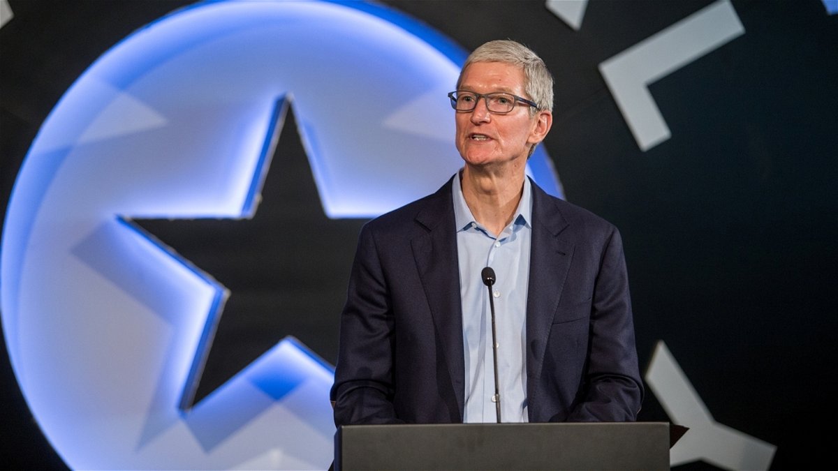 Tim Cook avisa sobre la futura llegada de la IA a iOS 18: será un salto por encima de la competencia