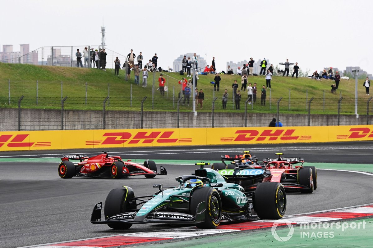 Comisarios de FIA explican el rechazo a la revisión de la sanción a Alonso en China