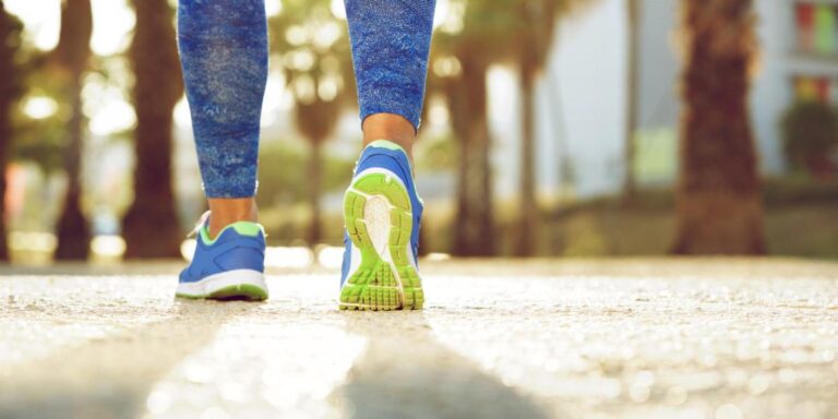 con-este-ejercicio-de-solo-5-minutos-adelgazas-mas-que-caminando-10.000-pasos-diarios