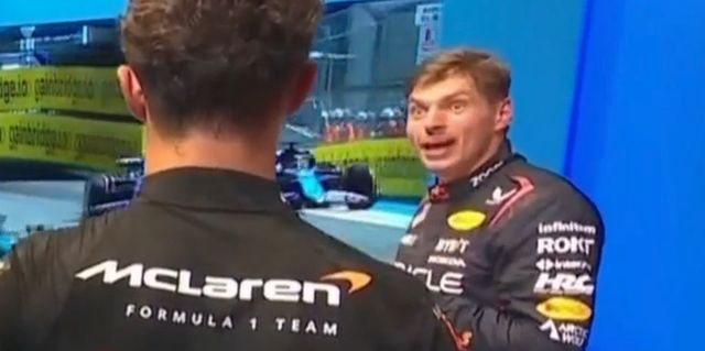 La surrealista reacción de Max Verstappen al ver repetida la salida de Sergio Pérez