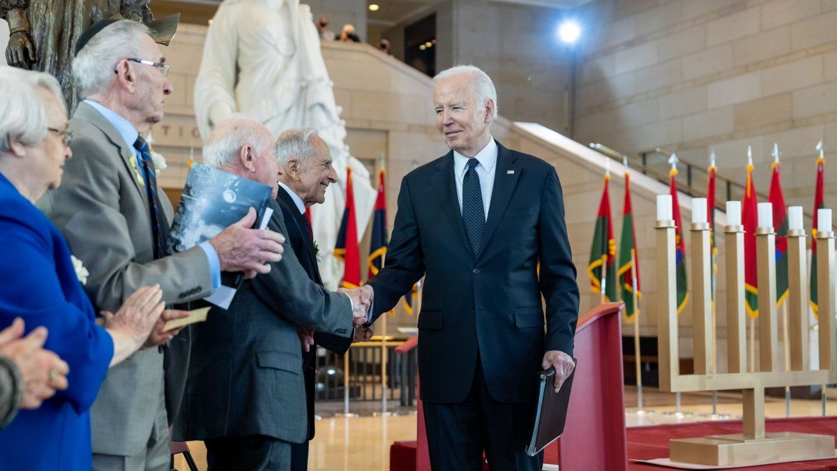 Joe Biden llamó a combatir el “auge feroz del antisemitismo”