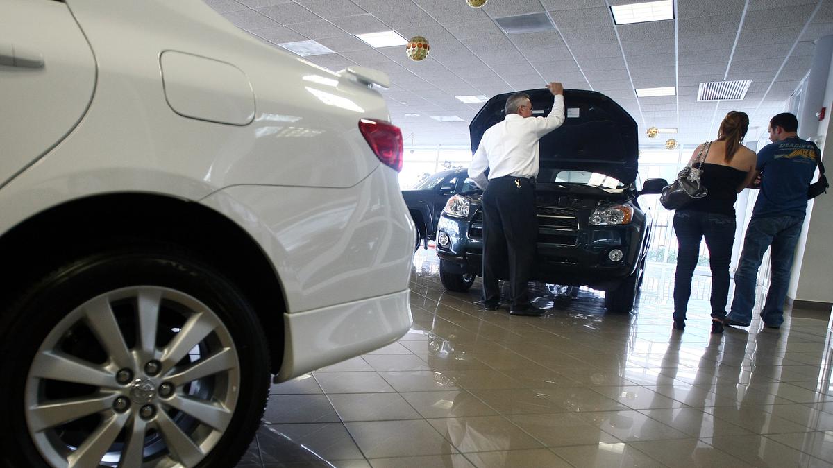 Cae la venta de autos nuevos durante los primeros cuatro meses del año
