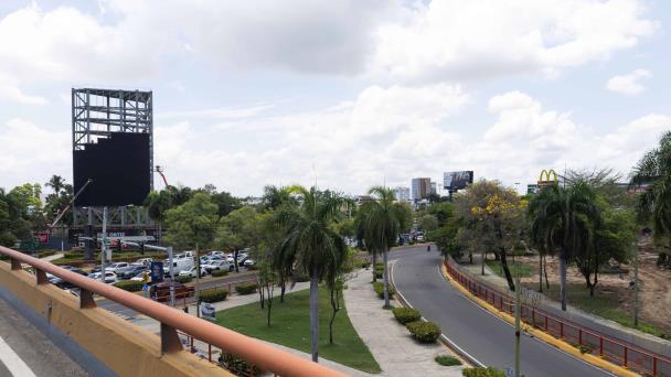 Construyen en República Dominicana la valla publicitaria “más grande del Caribe”  Ensegundos República Dominicana