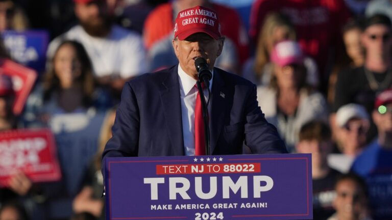 trump-tells-jersey-shore-crowd-he's-being-forced-to-endure-'biden-show-trial'-in-hush-money-case
