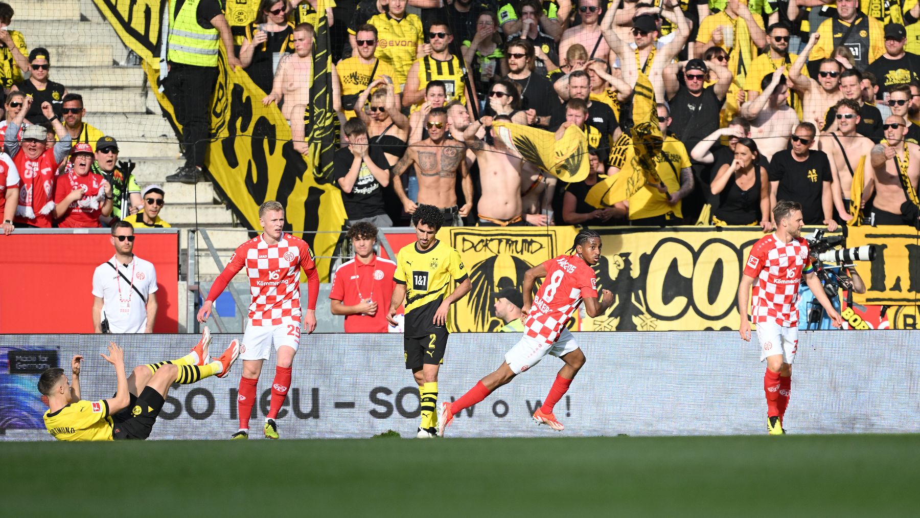 El Dortmund se la pega en la Bundesliga a tres semanas de la final de Champions ante el Real Madrid