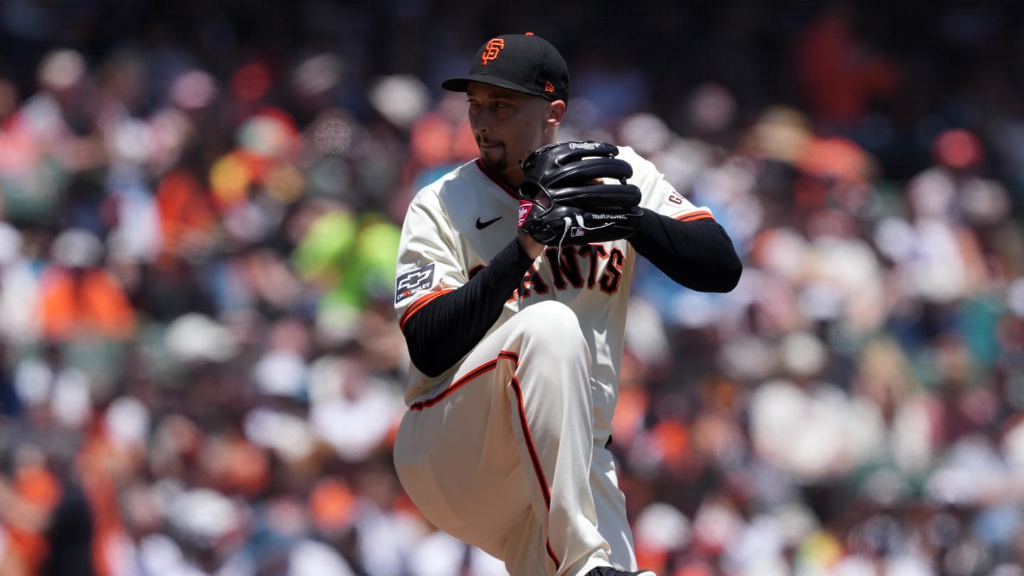 san-francisco-giants-star-pitcher-leaves-with-injury